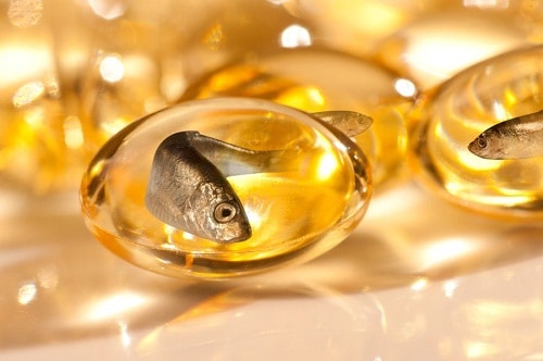 Fish oil oil for health. With benefits that you should know Fish-oil-2